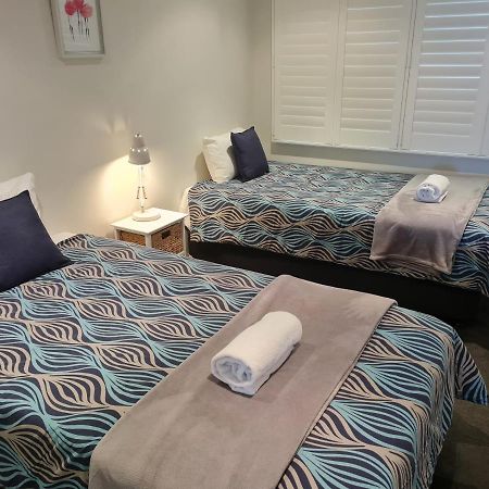 Wharf Lodge River View Apartment Maroochydore Extérieur photo