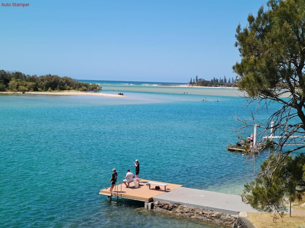 Wharf Lodge River View Apartment Maroochydore Extérieur photo